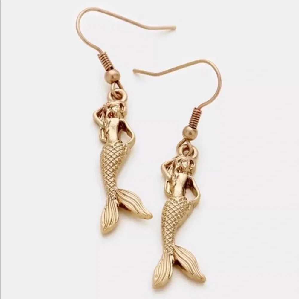 MERMAID‎ leather fringed & Gold Necklace & Earrings Set NWT